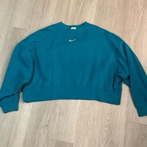 Nike turquoise crop oversized sweatshirt